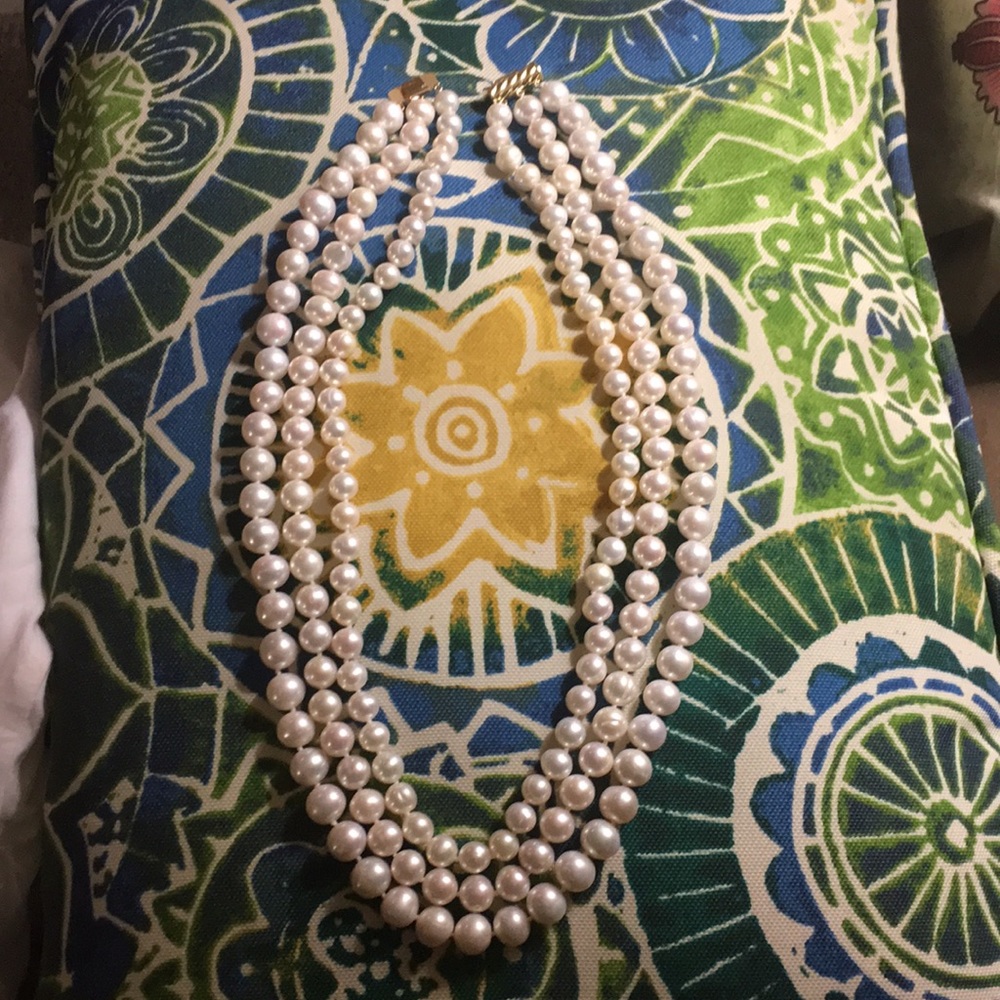 New 14k yellow gold clasp with  7-10 mm pearl